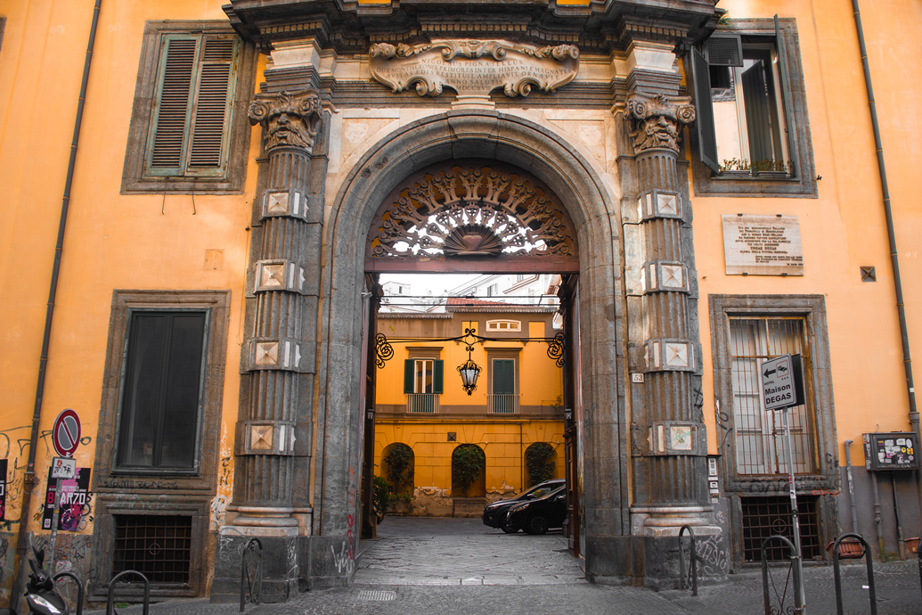 piazza del gesù, palazzo pignatelli