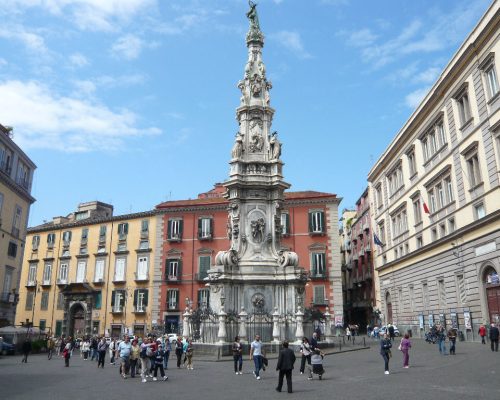 piazza del Gesù - Maison Degas di giorno